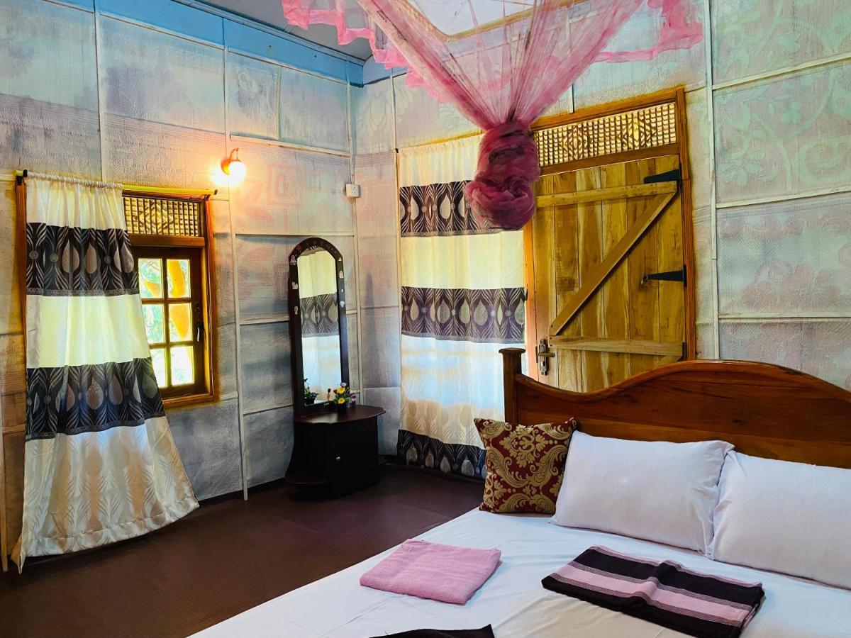 Sigiri Lion Eco Palace Сигирия Екстериор снимка